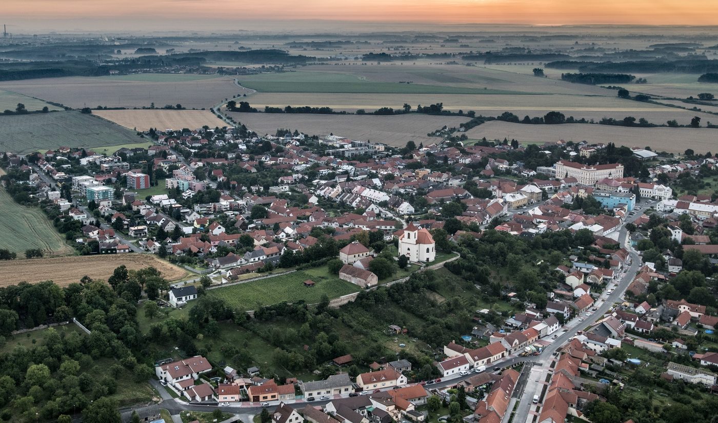 Okolí Sadské